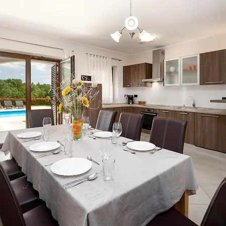 Genia Ii * ポレッチ