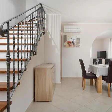 Genia Ii * ポレッチ